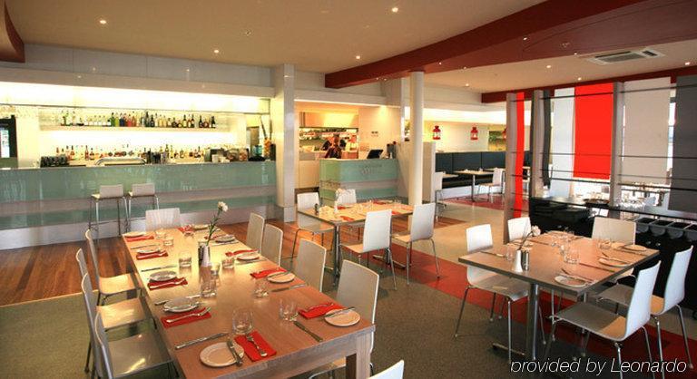 York Cove Hotel Джордж Таун Ресторант снимка