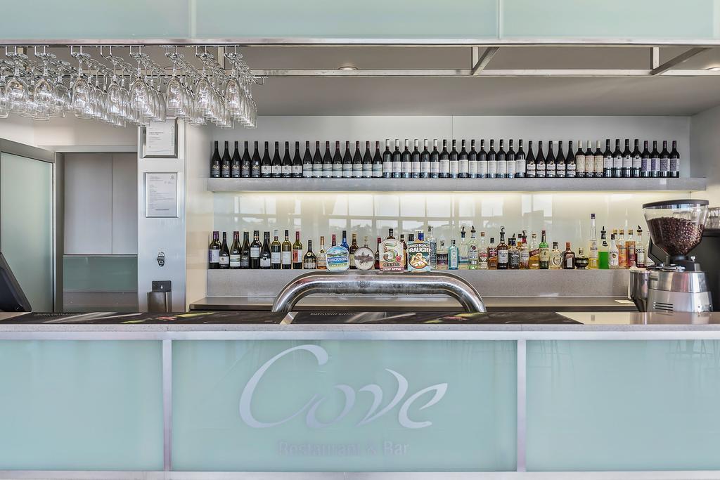 York Cove Hotel Джордж Таун Екстериор снимка